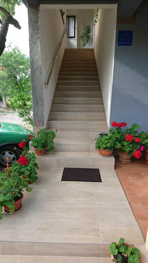 Apartmán Apartman Bojana Starigrad Paklenica Exteriér fotografie